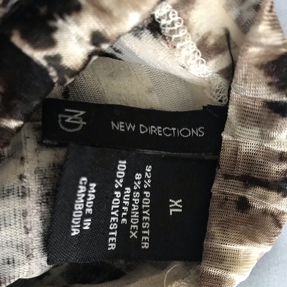 Beautiful sleeveless casual top for women